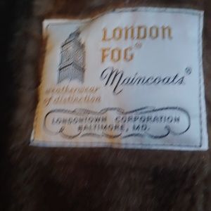 LONDON FOG OVERCOAT